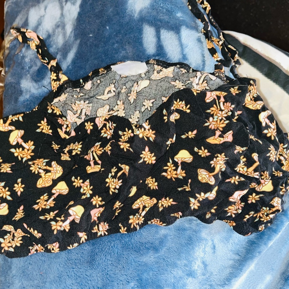 Crop top mushrooms